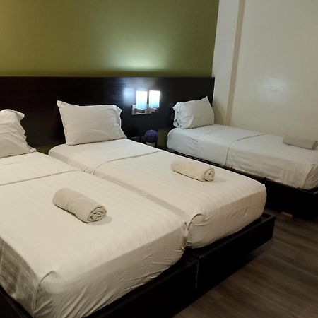 Makati Boutique Hotel Near Naia Airport Terminal 3 Edsa Pasay Cbd 마카티 외부 사진